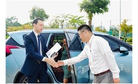 护航中法蓝色之约，海马氢燃料电池汽车7X-H服务海口2025年法国国家日活动
